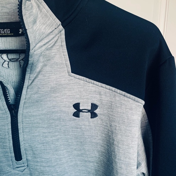 Under Armour 1/4 zip pullover. Men’s XL - Picture 3 of 4